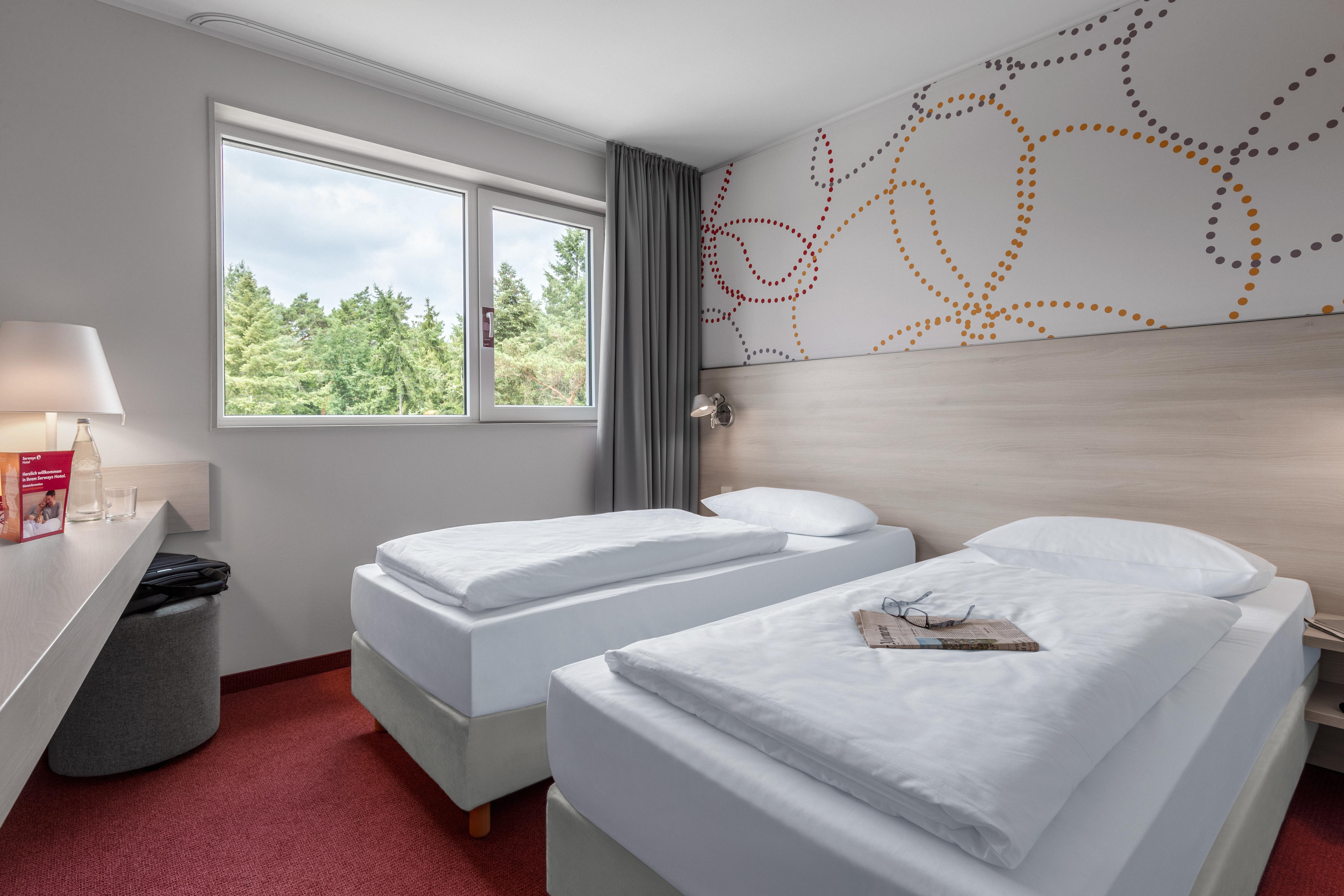 Serways Hotel Weiskirchen Nord Родґау Екстер'єр фото